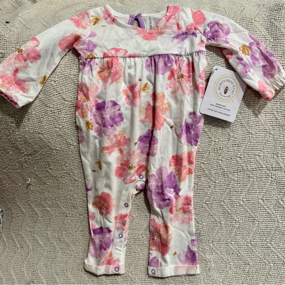 Burts and Bees Baby Floral Baby Romper Size 0-3 months